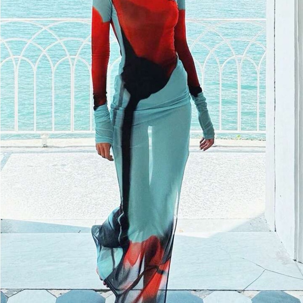 Stylish Red and Blue Long Sleeve Dress